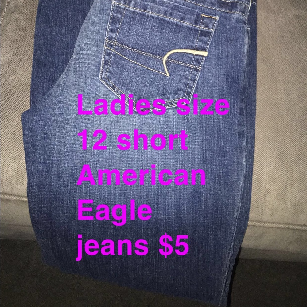 Ladies American Eagle jeans